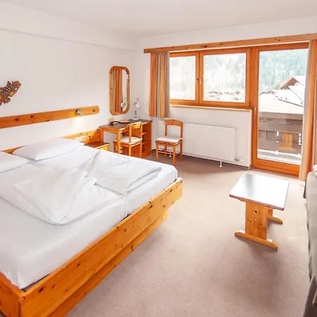 Geisler-moroder 3*